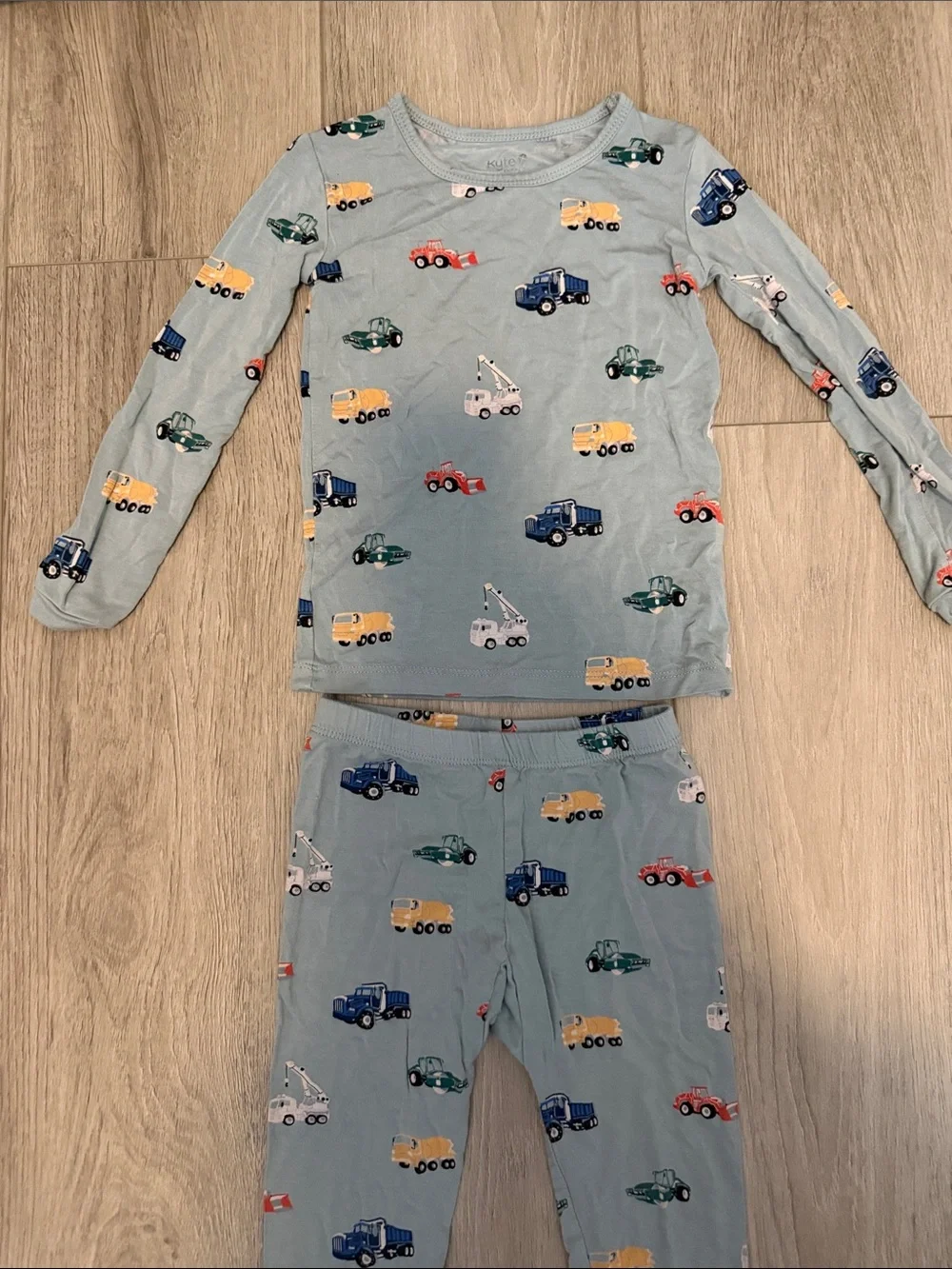 Kyte size 3T Light Blue Kids Pajama Set with Vehicle Print